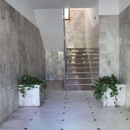 Sorrento Comfort House Con Piscina Exterior photo